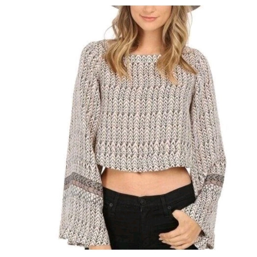 Free People XS navy cream Geometric Chevron Bell Sleeve Cropped Blouse‎ Top